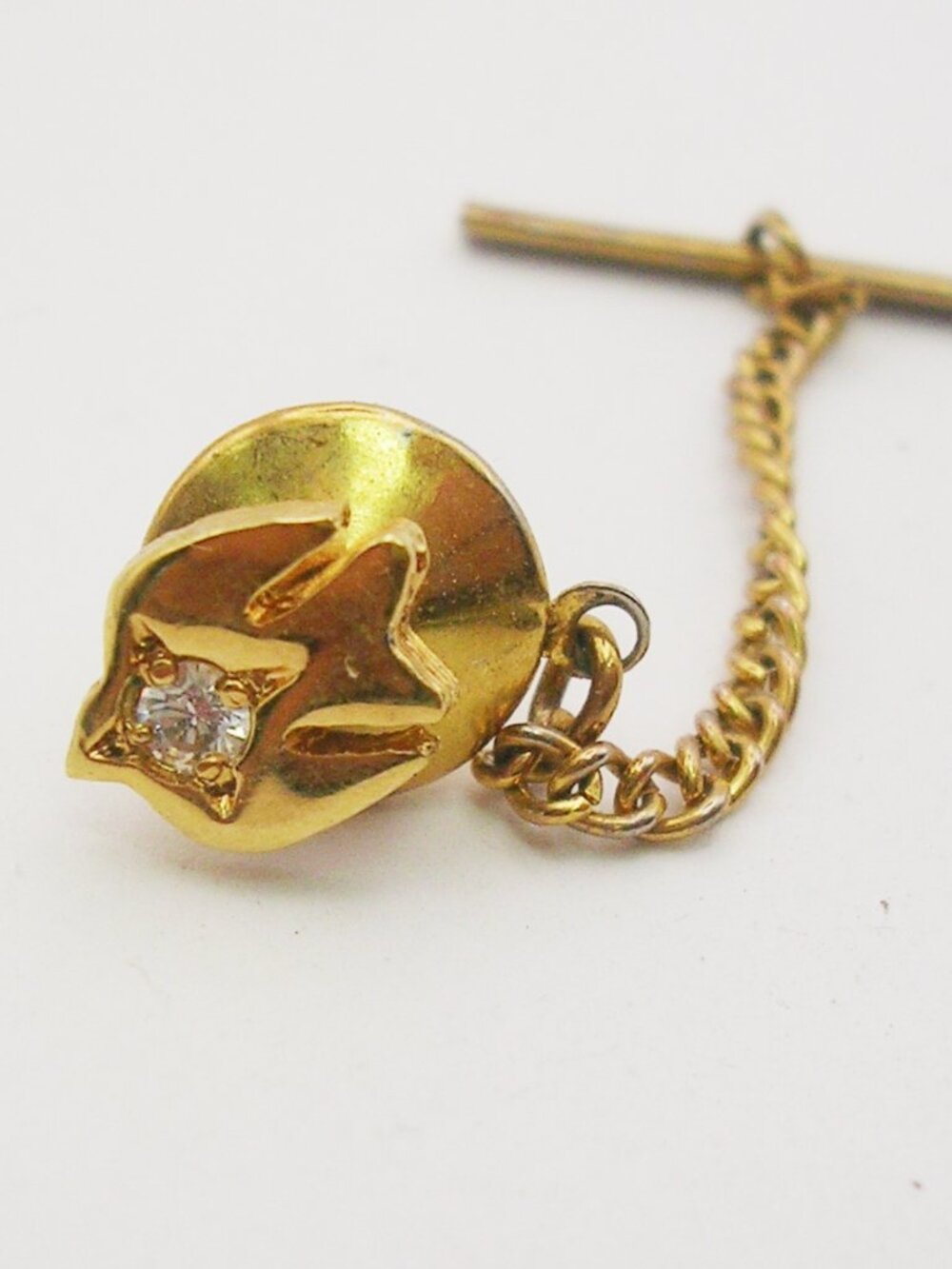 Dove of Peace Tie Tack Pin cubic Zirconia gold tone with chain Formal Wear